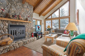 Wood Burning Fireplace, Walking Distance to Vail Bike Path, Affordable Rates
